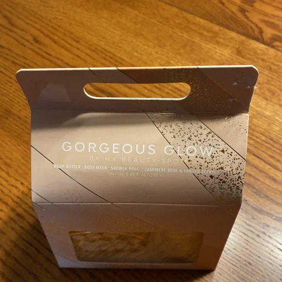 My beauty spot body care collection Cashmere Rose and Vanilla Blend scent - Picture 10 of 13